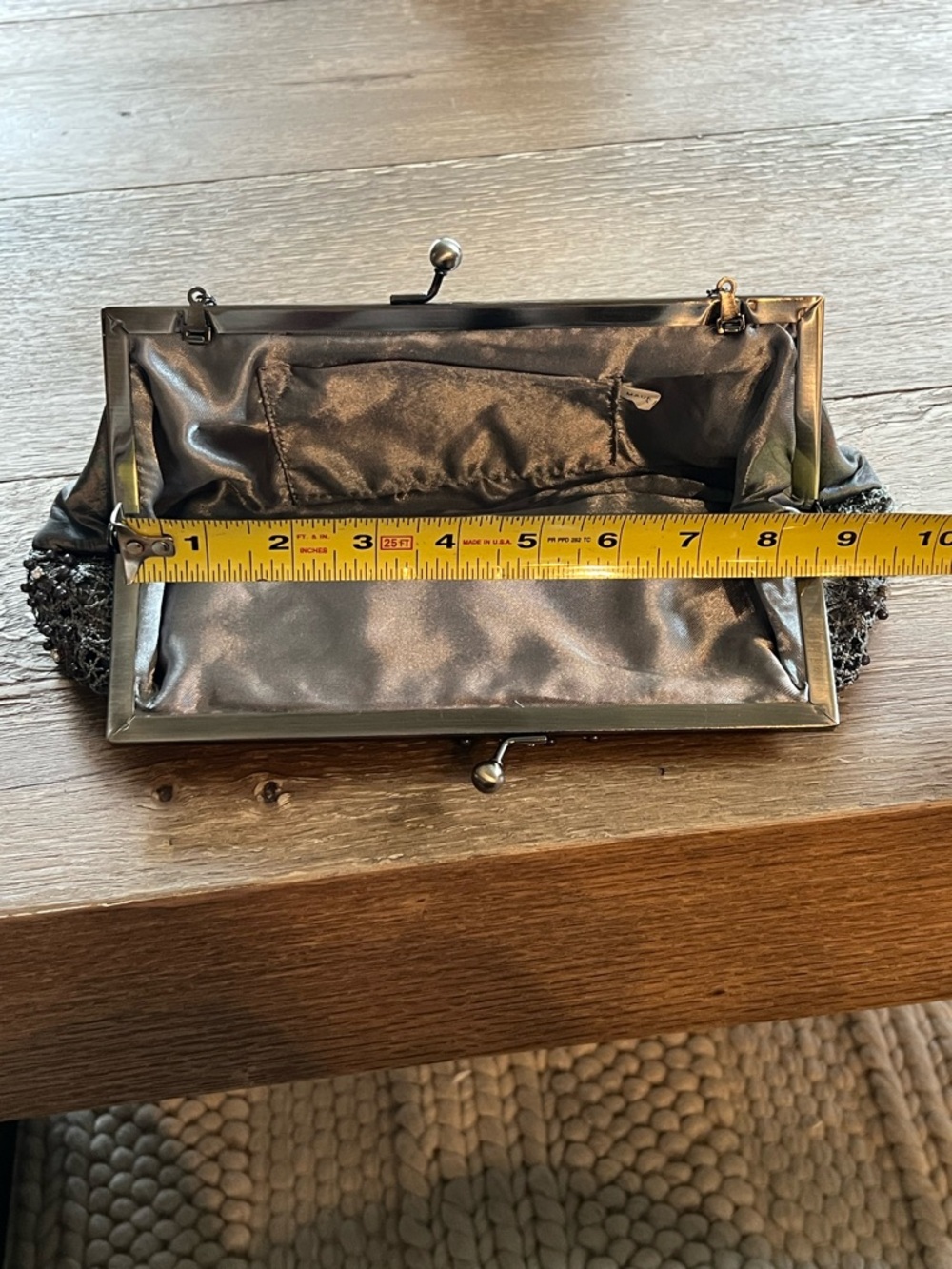 Elegant Gray  Beaded Lace Evening Clutch with Chain - Picture 5 of 7